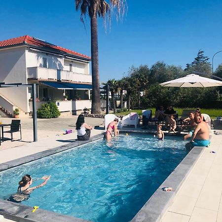 Rab Island Apartmets - Palit راب المظهر الخارجي الصورة
