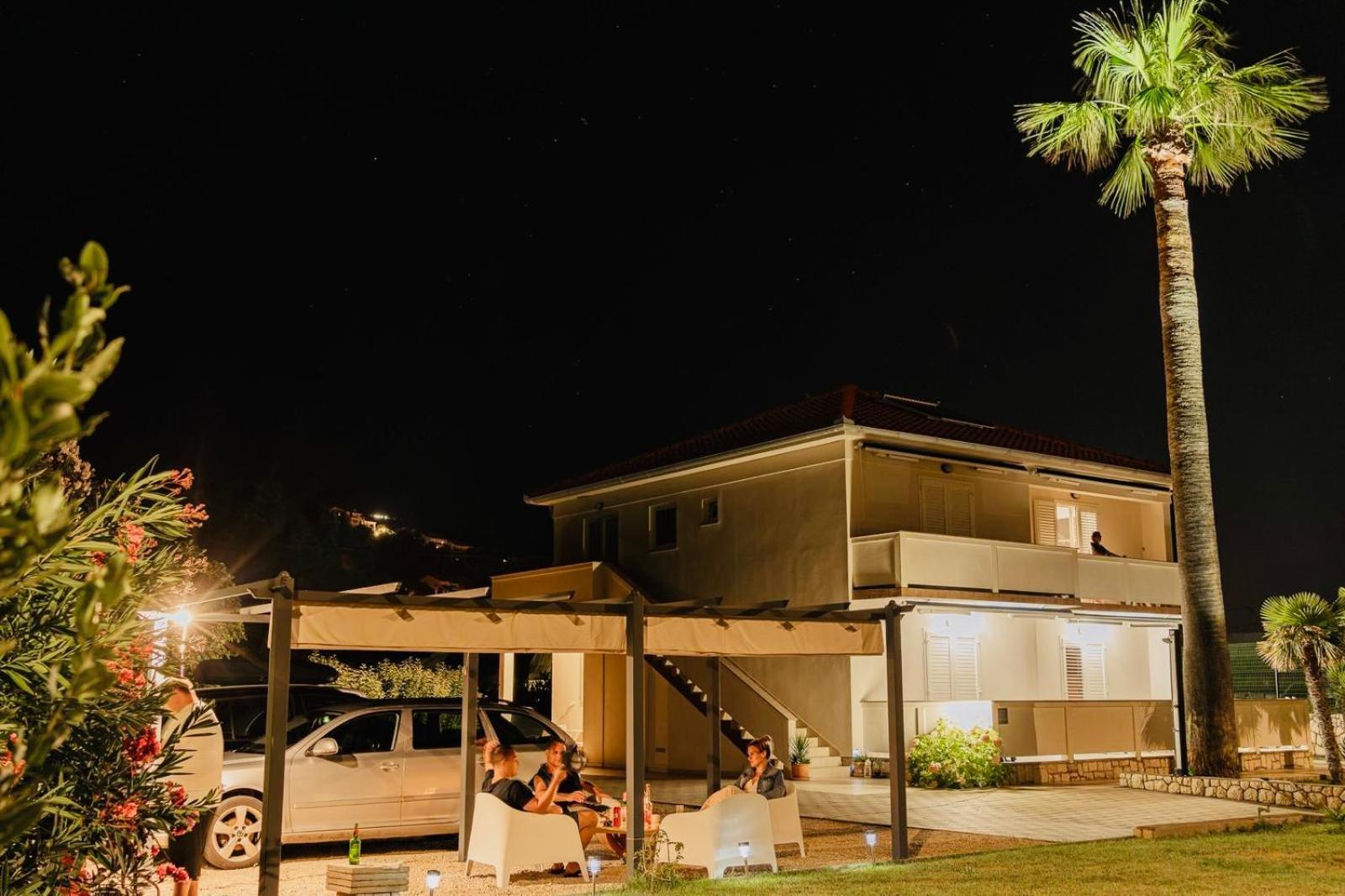 Rab Island Apartmets - Palit راب المظهر الخارجي الصورة